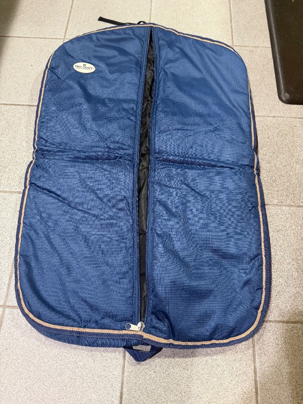 Pro-Craft Equine Garment Bag